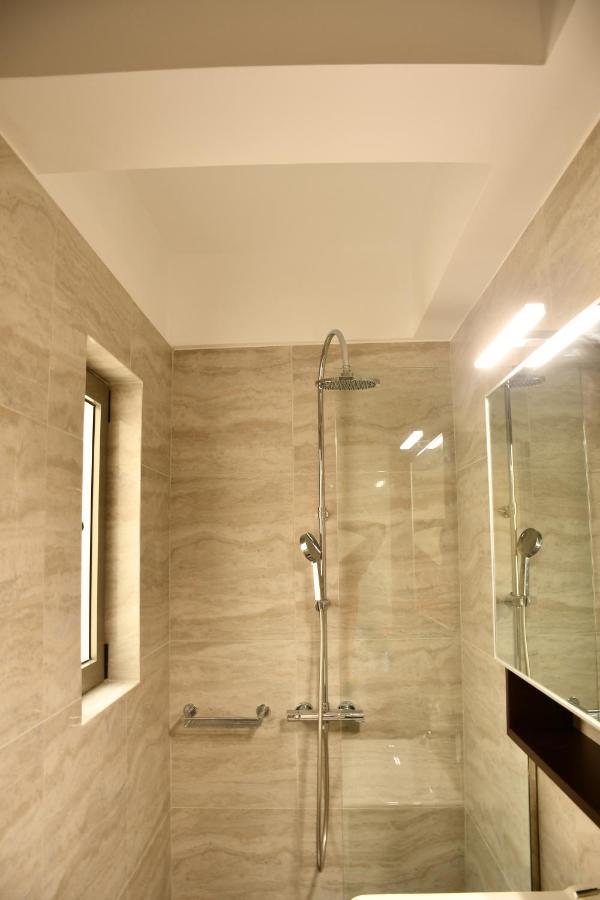 公寓 Spacious & Minimal Near Airport Peania Coniann Filoxenia